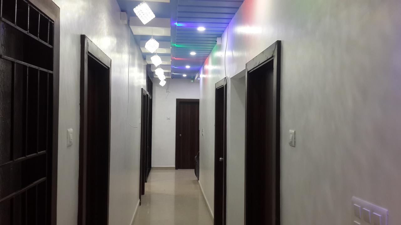 Hotel Holiday Era Opposite Railway Station Aurangabad  Exterior photo